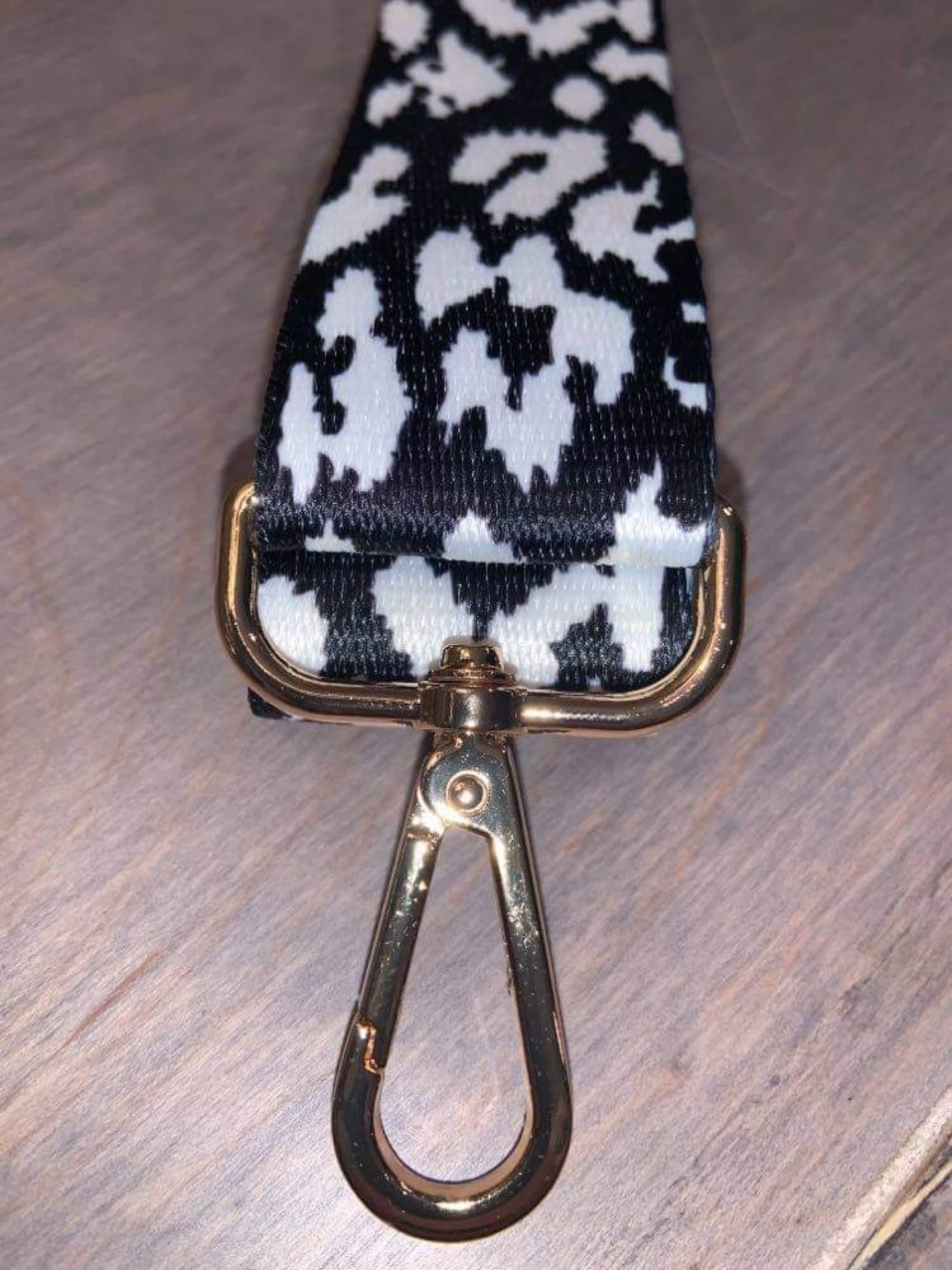 Assorted Color Leopard Bag Strap - 3.8 cm width Fuchsia, Light Pink, Blue or White