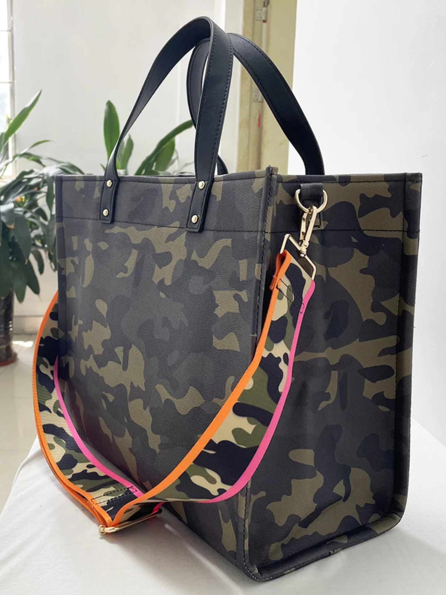 Camo Vegan Leather Tote w/ Strap