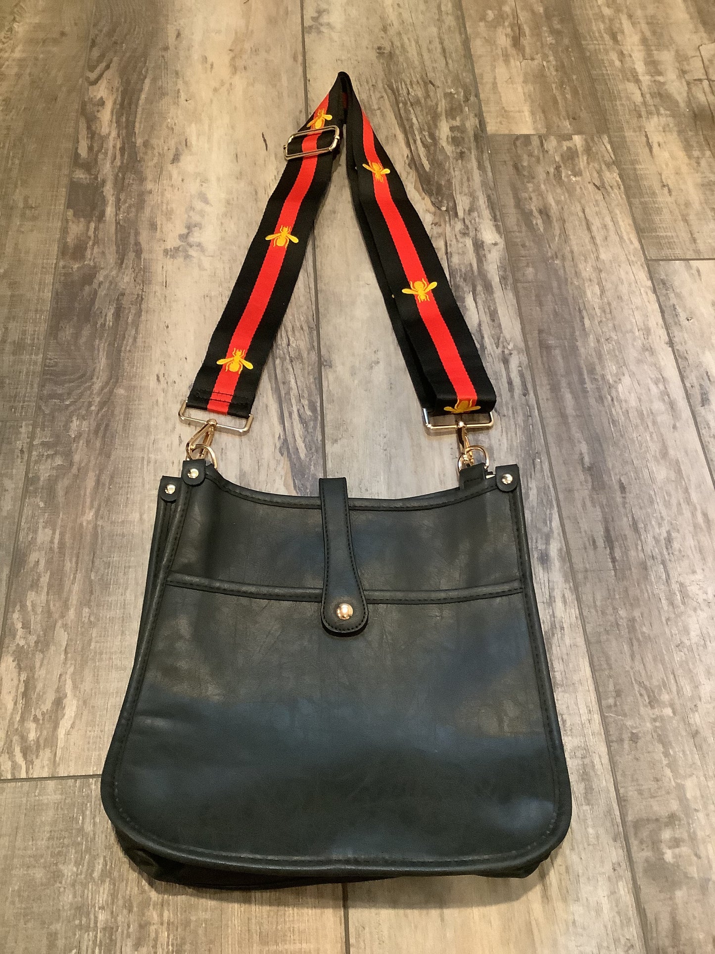 Black  Vintage Vegan Leather Messenger Bag with Red & Black  Bee Strap 🖤🐝❤️