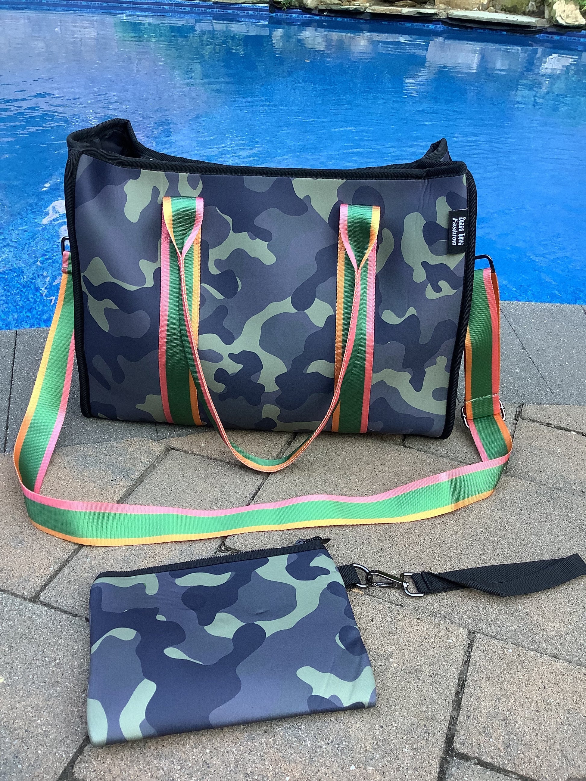 Army Camo with Black Star Neoprene Tote – Peace Love Fashion