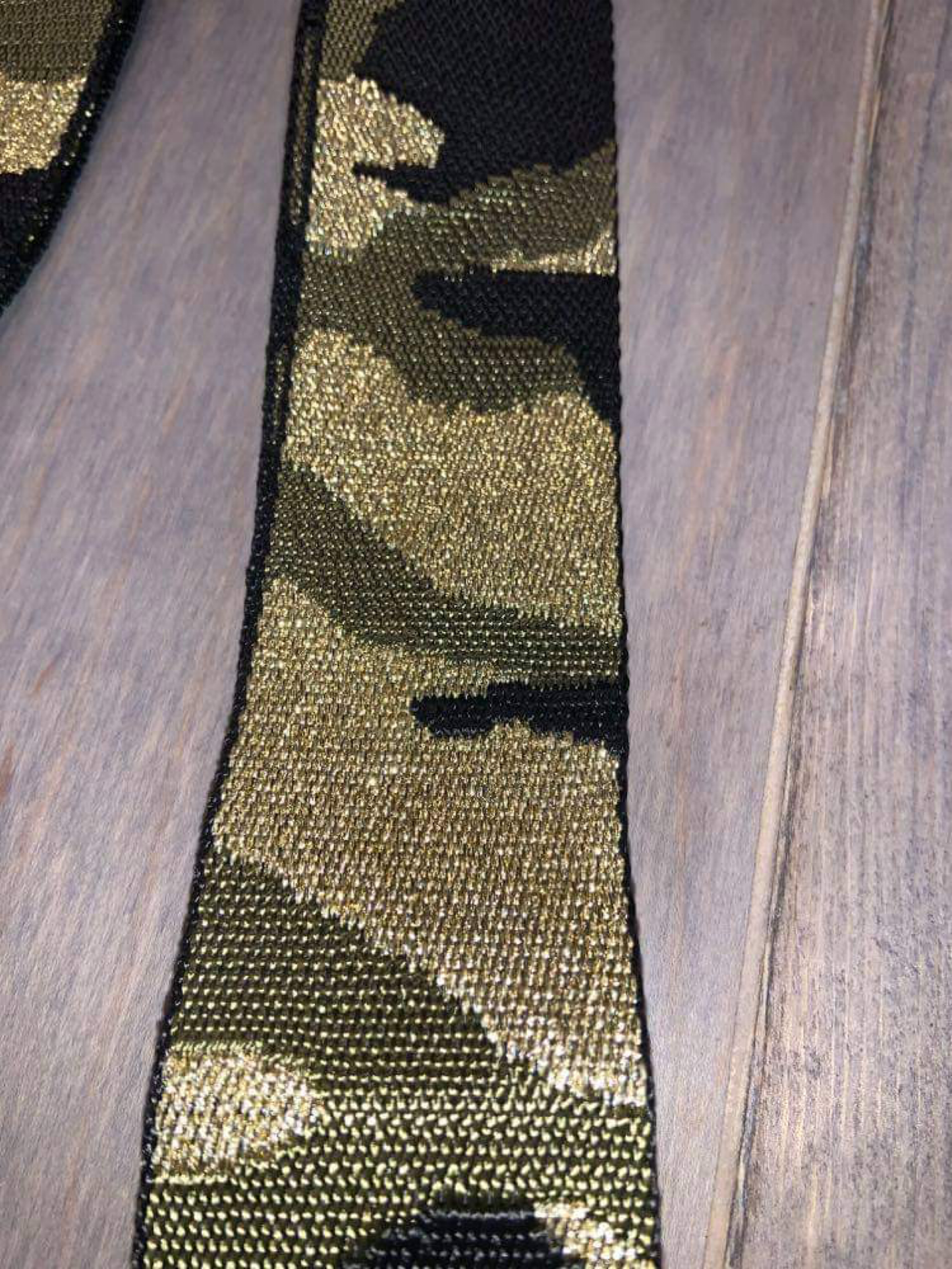 CAMOUFLAGE ADJUSTABLE BAG STRAP - ARMY GREEN/BLACK/GOLD