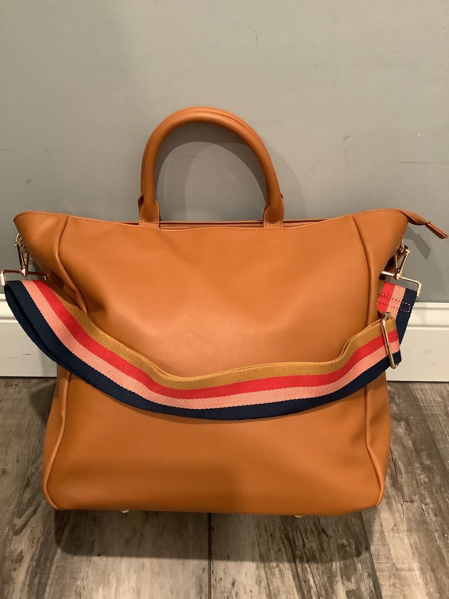 Vegan Leather Shoulder Bag - Camel