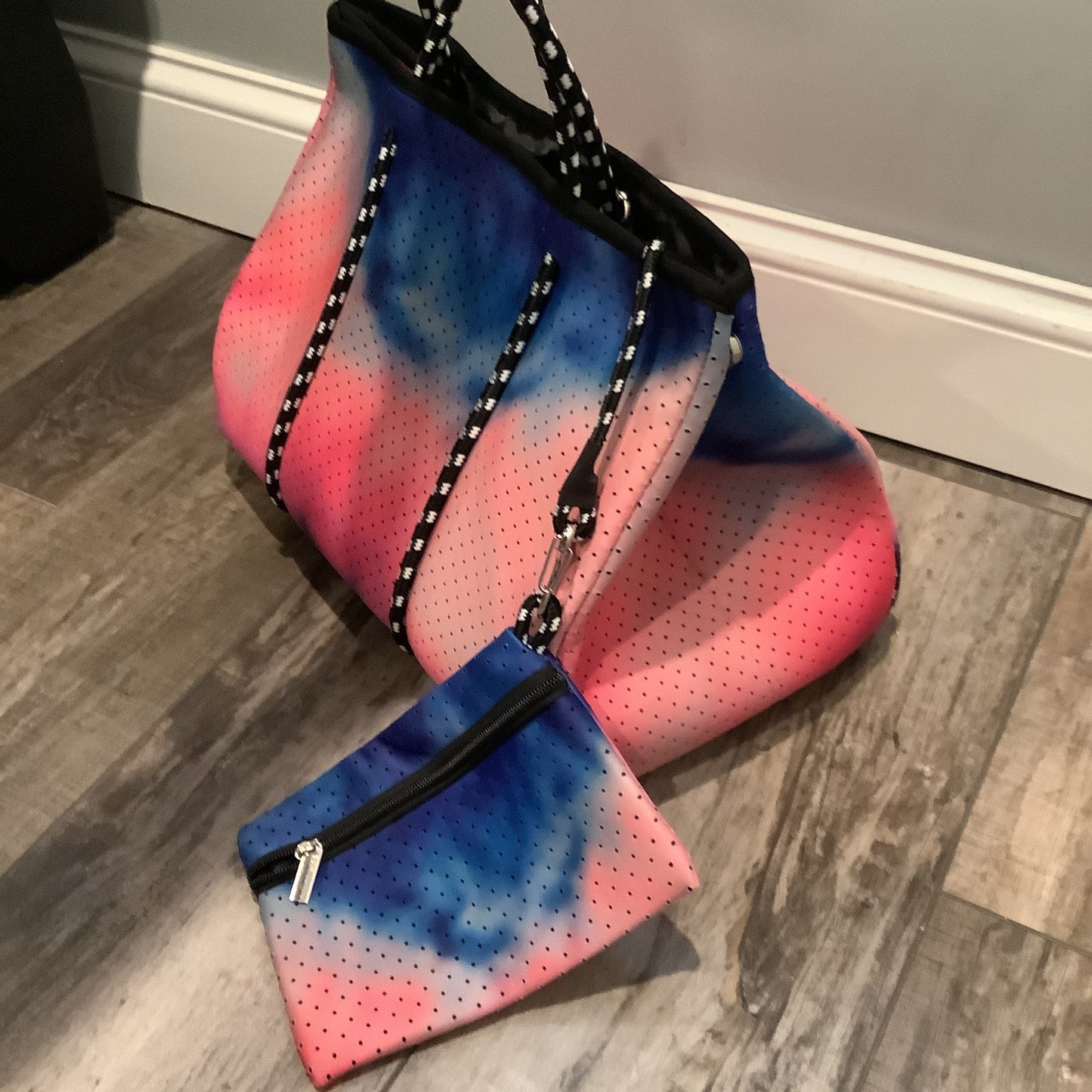 Tie Dye Neoprene Tote Bag 💙💗💜