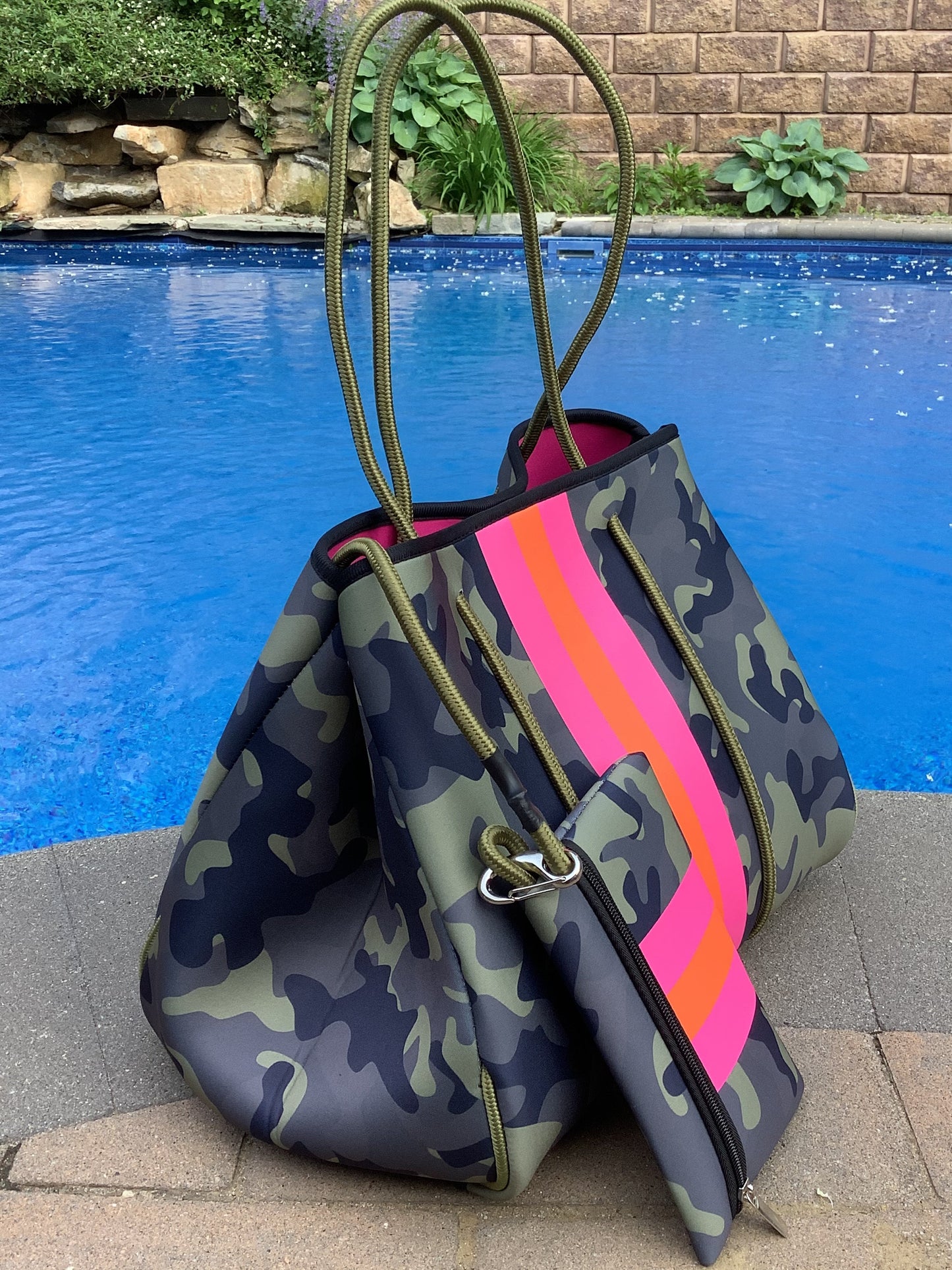 Neoprene Green Camo Orange Neon Stripe Tote – eliterepeatny