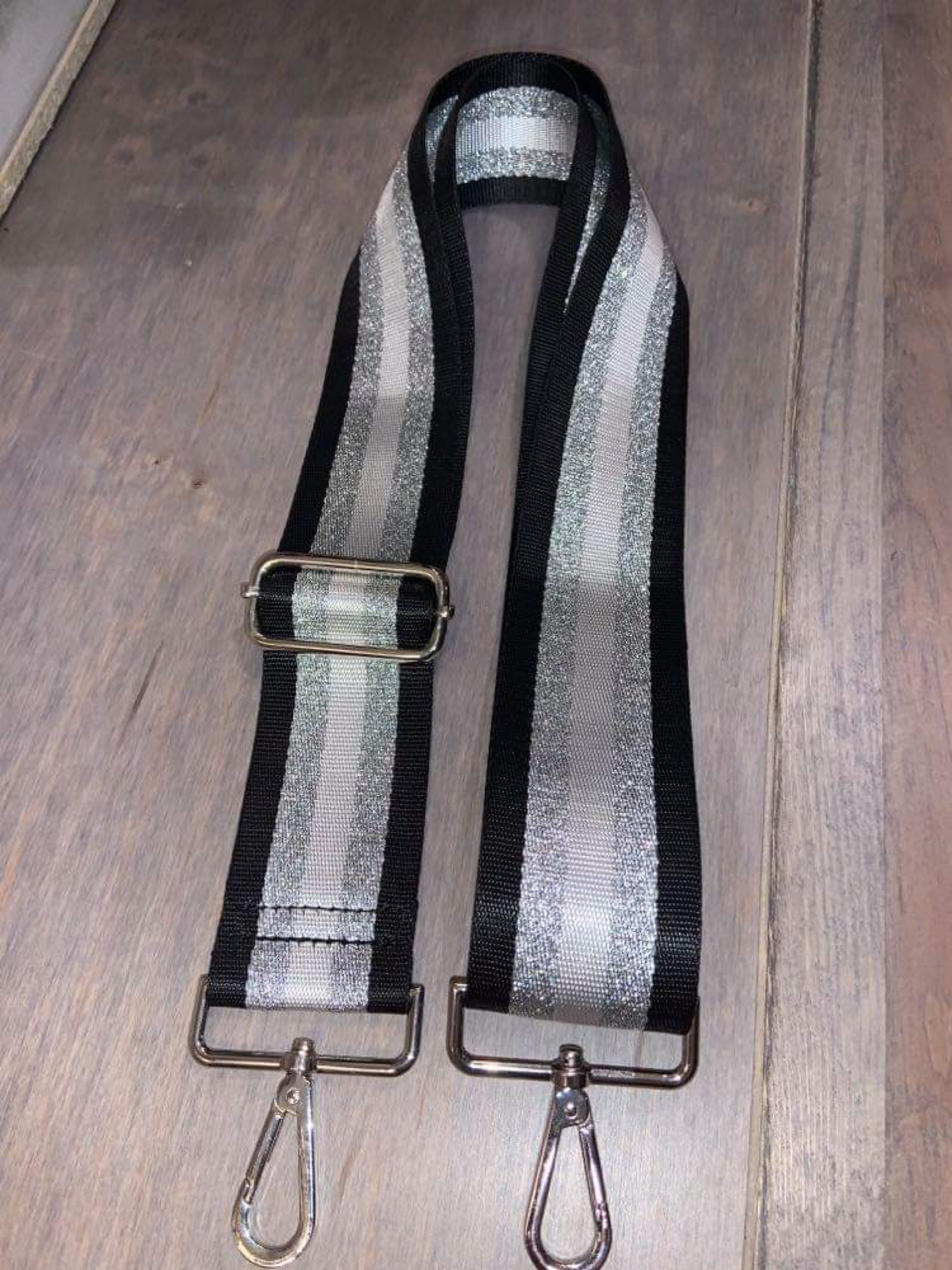 BLACK/SILVER/WHITE ADJUSTABLE BAG STRAP - Silver hardware